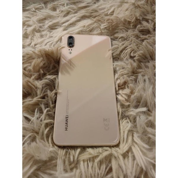 Huawei P20 Pink gold Rom 128 gb Ram 4 gb มือสองสภาพใหม่มาก