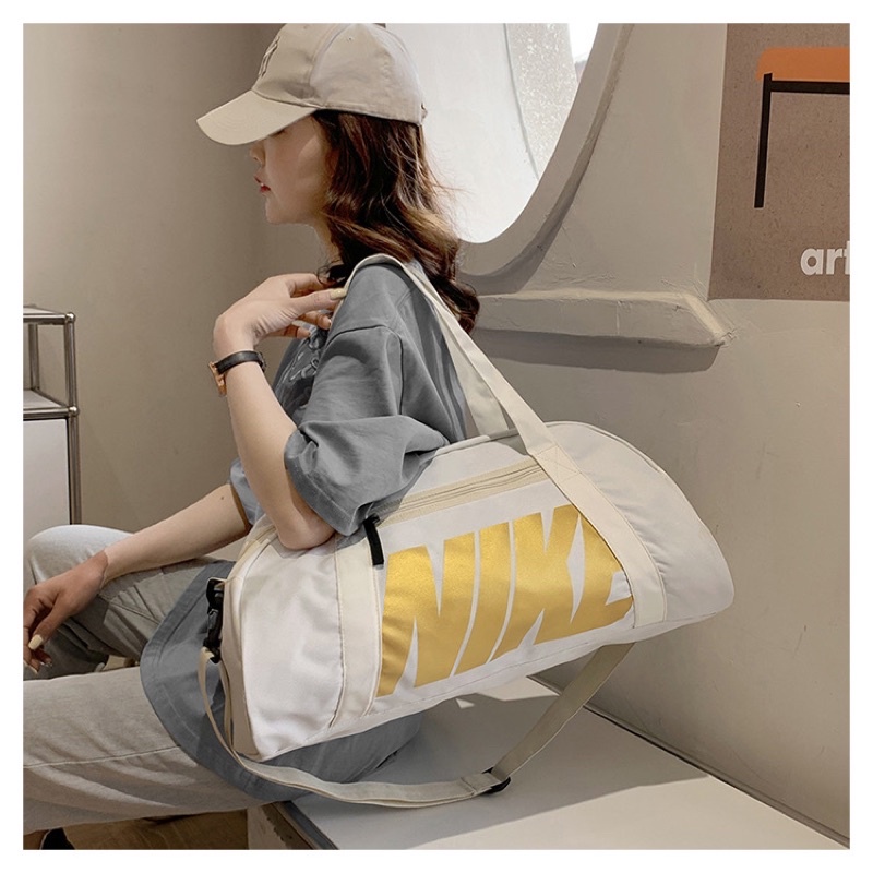 (พร้อมส่งจากไทย)กระเป๋าเดินทาง สายมินิมอลไม่ควรพลาด
