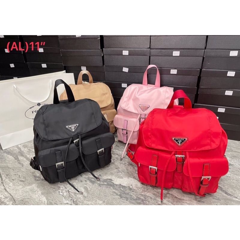 กระเป๋า​เป้ Prada ❤️❤️❤️