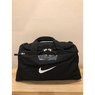 NIKE GYM BAG กระเป๋ายิมและกระเป๋าเดินทาง