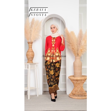 Kebaya nyonya sulam set pario