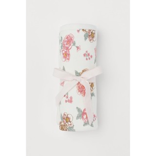 H&amp;M ผ้าห่มเด็ก สีขาว ลายดอกไม้ Cotton Baby Blanket WHITE/FLORAL