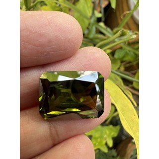 cz Olive peridor 13x18mm 1 pieces