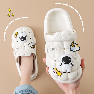 รองเท้าแตะ crocs กันน้ํา กันลื่น ลายการ์ตูนอวกาศน่ารัก แฟชั่นสไตล์เกาหลี สําหรับเด็กอายุ 3-40 ปี