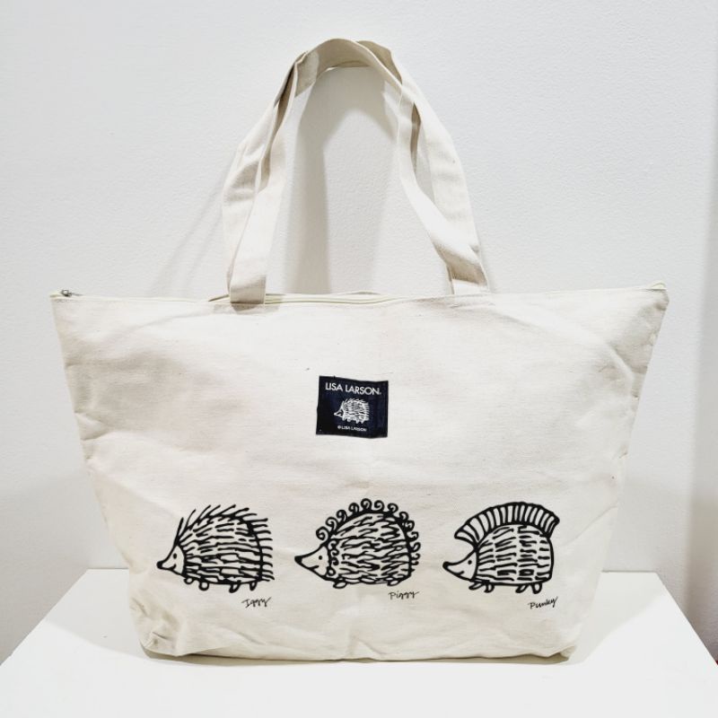 BRAND:   LISA LARSON