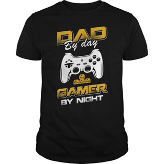 Onccaa49onldba02 เสื้อยืด พิมพ์ลาย dad by day gamer by nigh hot สไตล์คลาสสิก ไม่ซ้ําใคร สําหรับผู้ชายS-5XL