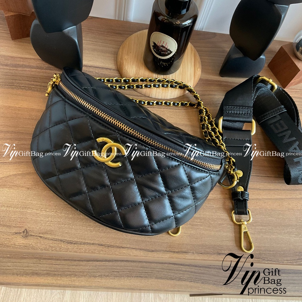 Chanel Belt bag black / CHANEL VIP GIFT BAG กระเป๋าคาดอกสุดเก๋ ที่กำลังมาแรงมาในตอนนี้ อะไหล่ทองวินเทจทั้งใบ