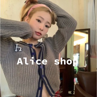 Alice  เสื้อครอป เสื้อสเวตเตอร์ สำหรับสตรี 2022 ใหม่  Stylish Comfortable สวยงาม Unique S051027 36Z230909