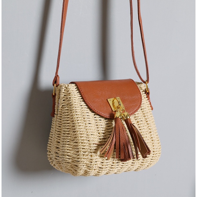 💗ivy กระเป๋าสาน Tassel bag ตกแต่งพู่ ( A98 )