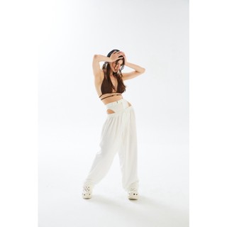 NEW!!! BELLA Pants (White)  by frankiexstore