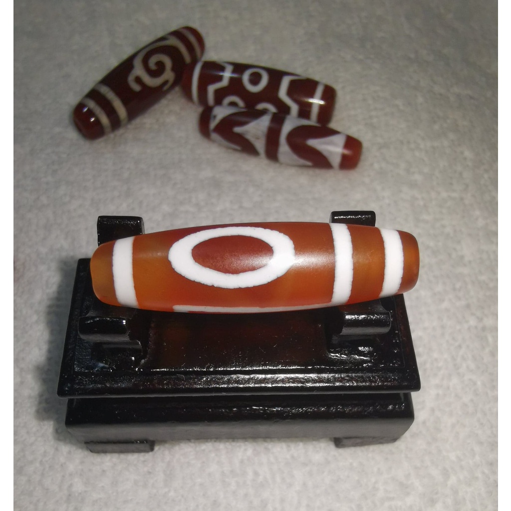 1 Eyed Mountain Peak Dzi / 一眼形山天珠 / Manik Dzi ~