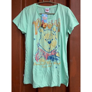 เสื้อยืด Pooh สีเขียวใหม่ Disney