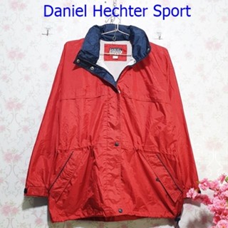 Daniel Hechter Sport (ดาเนียล เฮชเตอร์) เสื้อแจ็คเก็ตมีฮู้ด กันน้ำ มือสองรอบอก 52 นิ้ว