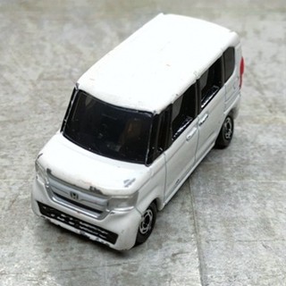 TOMICA โมเดลรถเหล็ก HONDA N BOX NO.20 S= 1/58