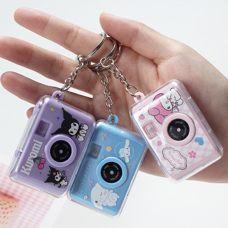 SANRIO พวงกุญแจ จี้รูปกล้องเมโลดี้ ขนาดเล็ก แบบเรืองแสง