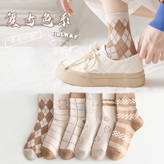 [ส่งจากไทย🇹🇭] 🧦 ถุงเท้าแฟชั่นญี่ปุ่น สำหรับผู้หญิง Free Size ตารางหมีน้ำตาล ข้อสูง