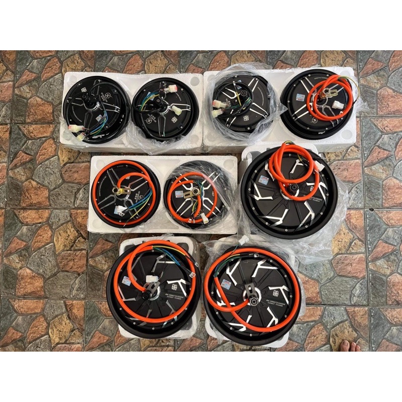 มอเตอร์รถไฟฟ้า Qs10”/Ym12” 1500w/3000w ⚡️พร้อมส่ง⚡️