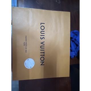 ถุงกระดาษหลุยส์แท้100% Louis vuitton box ( มือสอง) ของแท้พร้อมส่ง สภาพดีมากของแท้