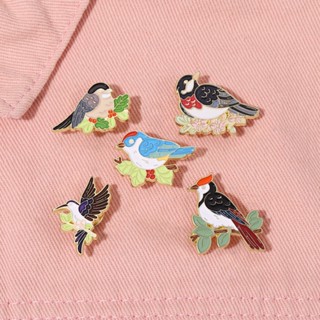 Cute Lovely Colorful Bird Enamel Pin Creative Magpie Woodpecker Brooch Badges Lapel Pin Cartoon Bird Jewelry Gift for Friends