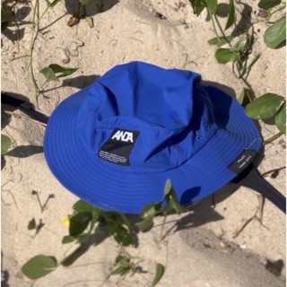 V ACTIVEWEAR COBALT BLUE x ANDAMAN SURF HAT หมวกใส่เล่นเซิร์ฟ มีสายรัดคาง สีน้ำเงิน