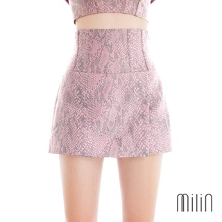 [MILIN] Target Shorts High-waisted shorts with wrap front กางเกงขาสั้นเอวสูงแต่งโครงช่วงเอว