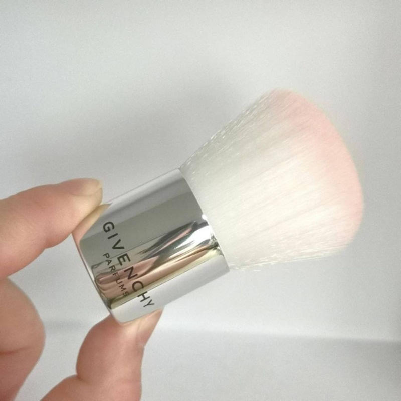 แปรงคาบูกิ Givenchy Kabuki Blush Shopee Thailand