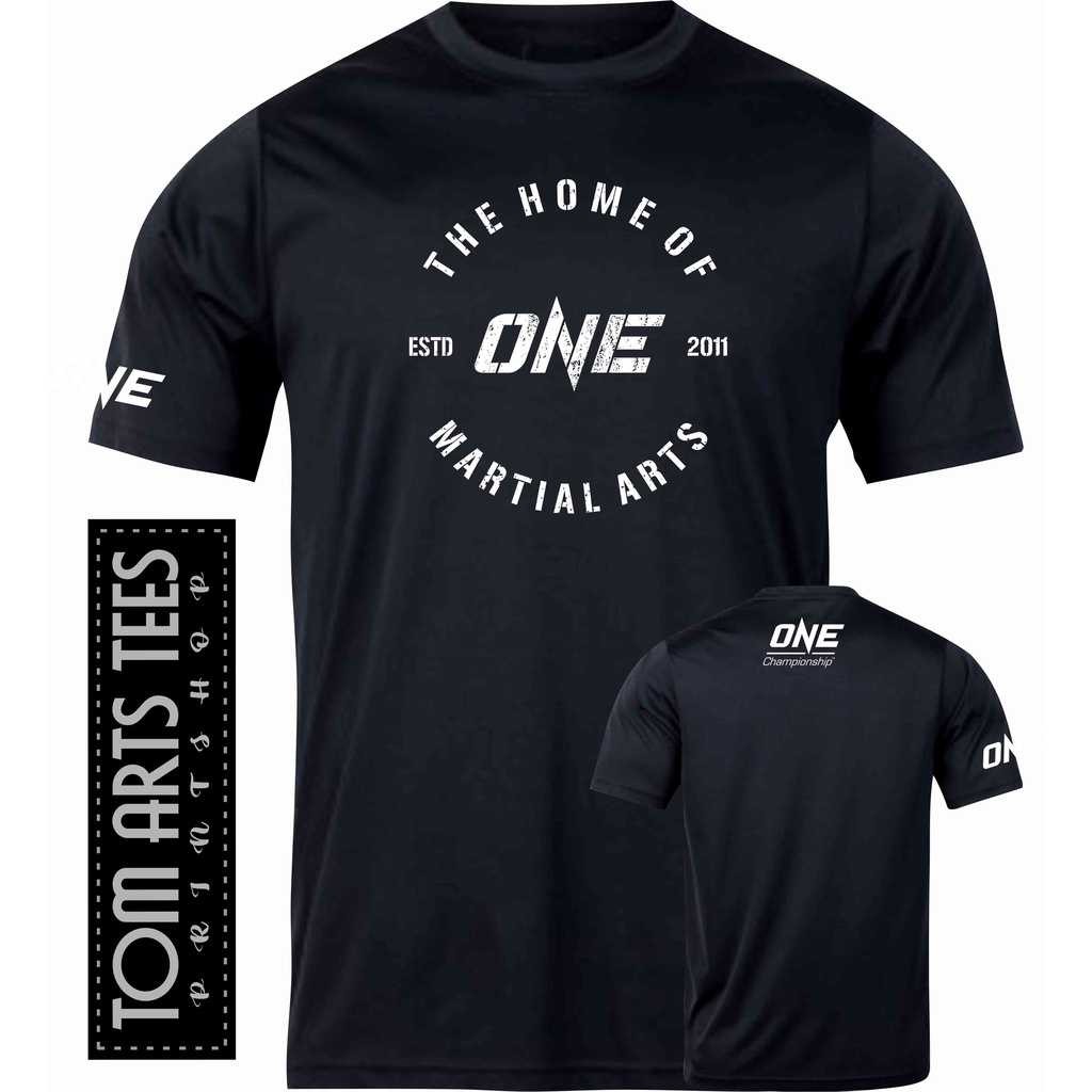 One Championship เสื้อยืดลําลอง แขนสั้น คอกลม พิมพ์ลาย Tom Arts สําหรับผู้ชาย