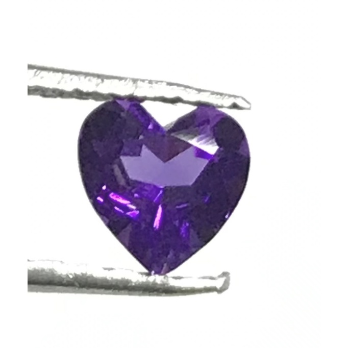อเมทิสต์ 5x5 มม. รูปหัวใจ หินธรรมชาติ 100% Amethyst 5x5 mm heart shape 100% natural gemstone