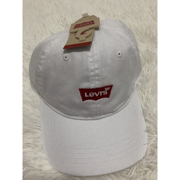 หมวกLevi’s(ลีวายส์)สีขาว ของแท้มือ1 จากชอปAmerica