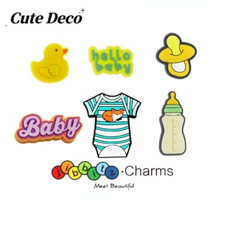 CROCS 【Cute Deco】จุกนมหลอกเด็ก รูปเป็ดน่ารัก (6 แบบ) อุปกรณ์เสริม สําหรับรองเท้า