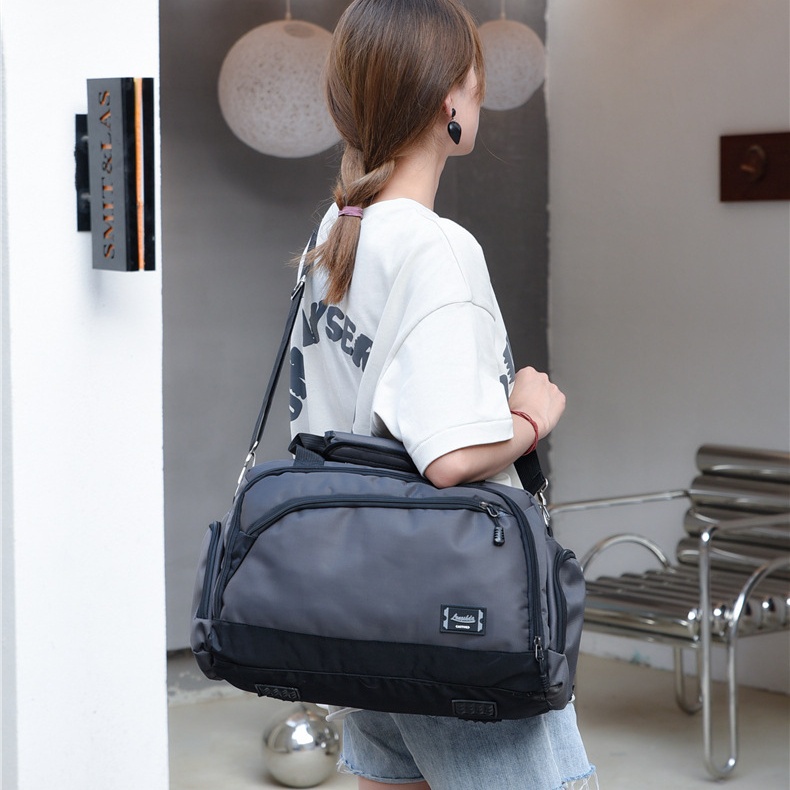 Beg Balik Kampung / Beg Kampung / กระเป๋าเดินทาง / กระเป๋า Duffel / กระเป๋า Duffel / กระเป๋าเดินทาง 