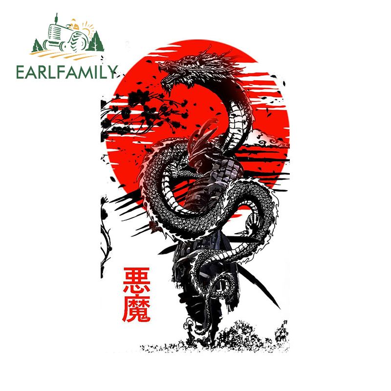 EARLFAMILY 13 ซม.สําหรับมังกรสีแดงSun Samuraiรถสติกเกอร์เย็นสไตล์ญี่ปุ่นDecalการ์ตูนแล็ปท็อปกระเป๋าเดินทางอุปกรณ์เสริมในรถยนต์