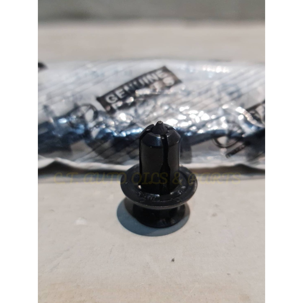 กิ๊บล็อคพลาสติกใต้เครื่อง MAZDA 2,2 SKYACTIVE,3,3 SKYACTIVE,CX3,CX5,CX7,BT50 PRO **ของแท้ MAZDA ** ราคา ถูกที่สุด ดีลบีเคเค แกลเลอรีภาพที่ 2