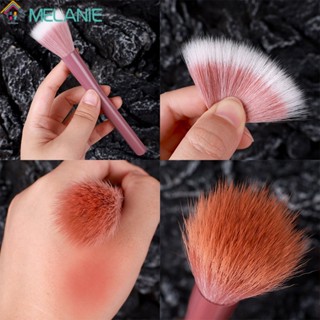 แปรงแต่งหน้า Fluffy Soft Comfort Blush Spot