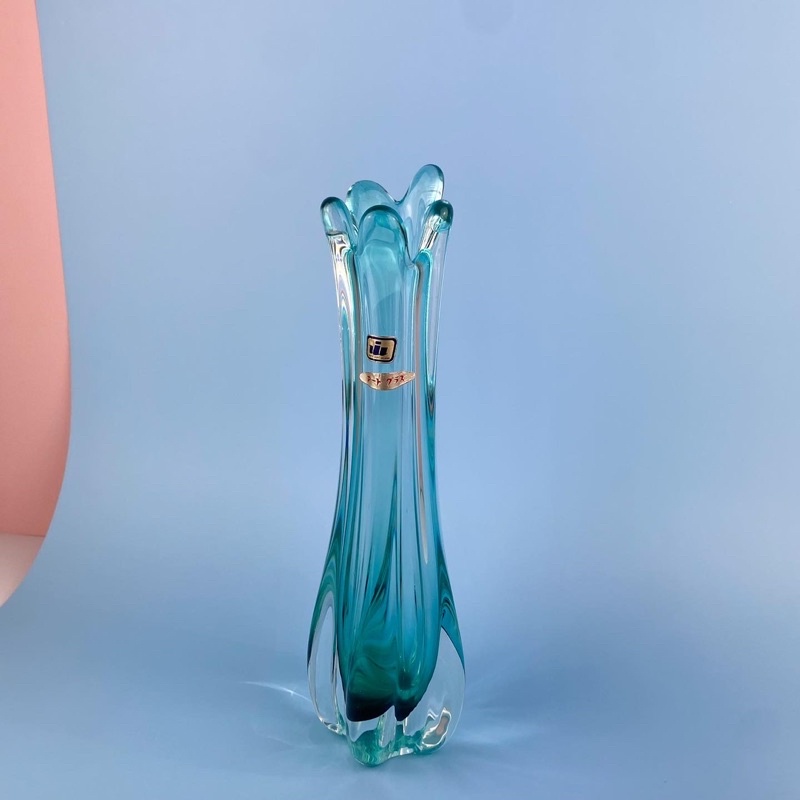 แจกันแก้วเป่า Iwata art glass | Emerald vase