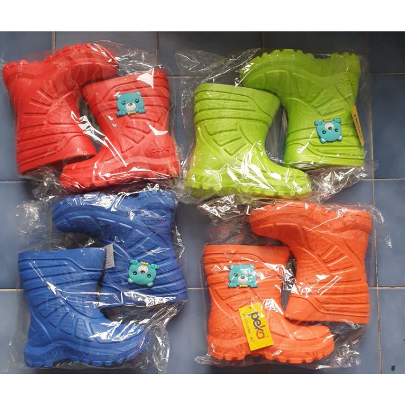 ส่งไวมาก รองเท้าบูทราคาถูก ไซค์24-36พร้อมส่งสีสันสดใส