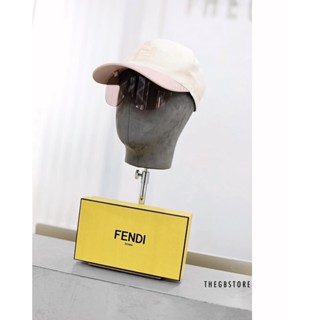 แว่นกันแดด FEND Eyecap FE40022U   / 100% AUTHENTIC