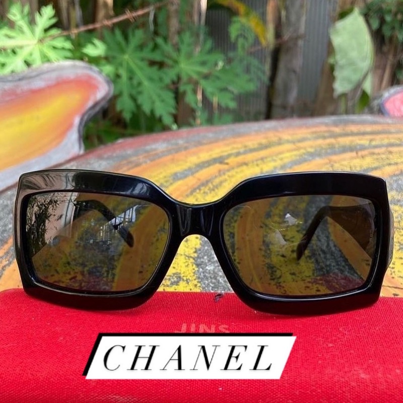 Chanel sunglasses มือสองแท้ ไม่มีกล่องมีโค้ดเลนส์ขวา