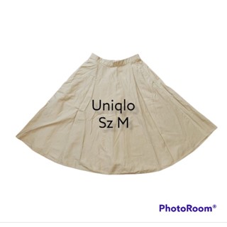 มือ2กระโปรง Uniqlo ทรงA สีกากี