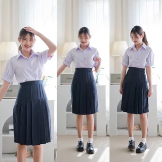 กระโปรงนักเรียนทรงแคบ สีกรม-ดำ ตีเกล็ด 5.5 นิ้ว ผ้ามันดีวาย รีดง่ายยับยาก