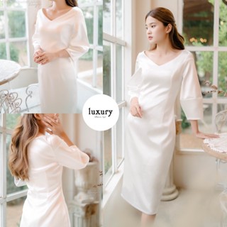 LUXURY707] LX-Wedding dress : ชุดเจ้าสาวสั้น เนื้อผ้าเงา ชุดแต่งงานถ่ายพรีเวดดิ้ง สไตล์เกาหลีมินิมอล