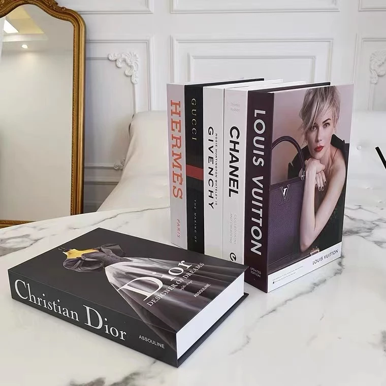 หนังสือปลอม ของแต่งบ้าน โชว์ พร็อพถ่ายรูป สไตล์มินิมอล thumbnail 8
