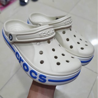 Buy 1 pair get 2 Jibbitzs free รองเท้า Crocs BayaBand Clog new Color หิ้วนอก ถูกกว่าshop✨(สินค้าพร้อมจัดส่งจากไทย)✨