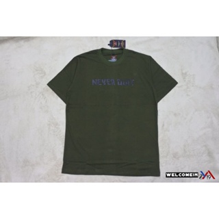 เสื้อยืดผ้าฝ้าย แขนสั้น พิมพ์ลาย Never Quit Short Green สําหรับผู้ชาย