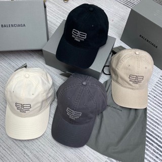 พรี​ ราคา1500 Balenciaga หมวก ดีไซหรู สวมใส่สบาย บางเบา ด้านหลังสามารถปรับระดับได้