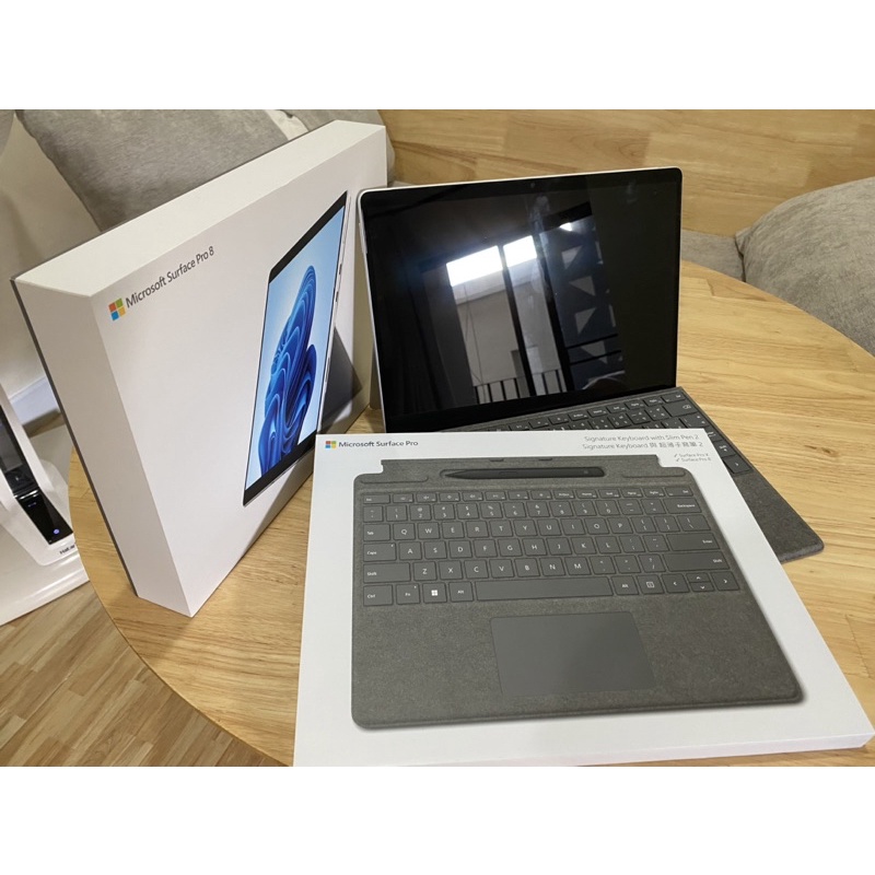 ส่งต่อ Microsoft Surface Pro 8 i7 16 512 Platinum+Signature Keyboard with Slim Pen 2