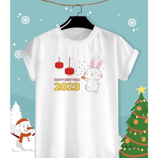 เสื้อลายปีใหม่ เสื้อคริสมาสต์ Merry Christmas &amp; Happy New Year 2023 ผ้า TK ใส่สบาย สีสันสดใส ใส่สบาย ไม่ยืดไม่ย้วย