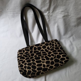 กระเป๋าสะพาย กระเป๋ายีราฟ ยีราฟ giraffe bag