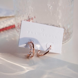 Gorgeous Asymmetry Hoop Earrings - ต่างหูห่วงเรียบประดับคริสตัล (ก้านต่างหูเป็นเงินแท้)