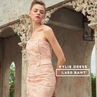 ส่งต่อ Kylie dress ของแบรนด์ fifth garden ชุดเดรสสีชมพู ชุดไปงานแต่ง ชุดไปคาเฟ่ ชุดลูกไม้ size M used like new